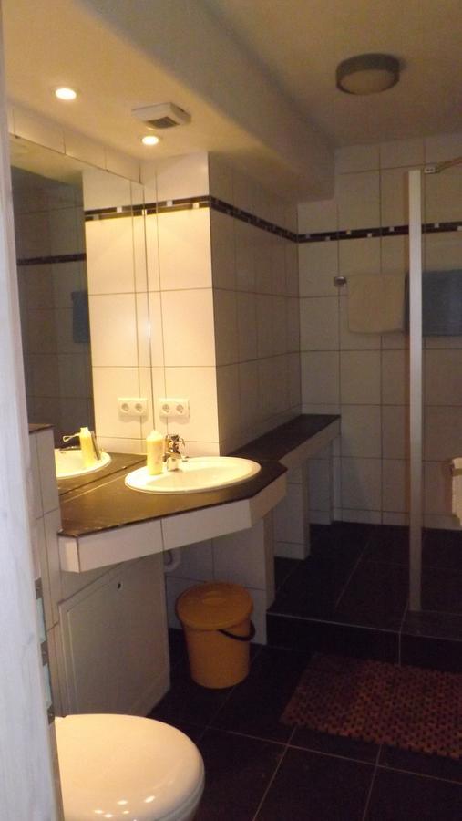 Wellnesshotel Schiesselhof Grafenhausen Buitenkant foto